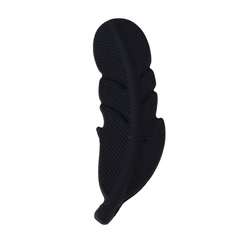 Venta al por mayor 10 piezas de cuentas de silicona de plumas 58 × 15 MM